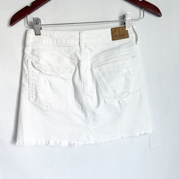 🟢American Eagle White Distressed Jeans Skirt Sz 26 - Picture 5 of 9